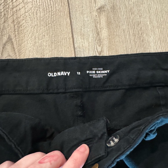 Old Navy Women's Black Skinny Pants High-Rise Pixie Skinny Size 12 - Picture 4 of 6
